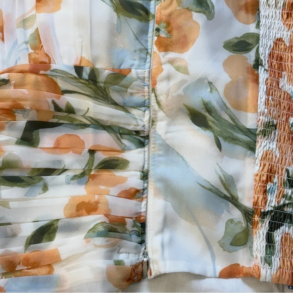 NWT Abercrombie & Fitch Floral Cropped Puff Sleeve Smocked Blouse M - Picture 6 of 10